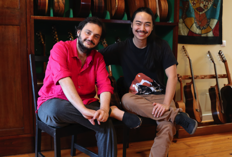 Foto do Arthur Endo com amigo